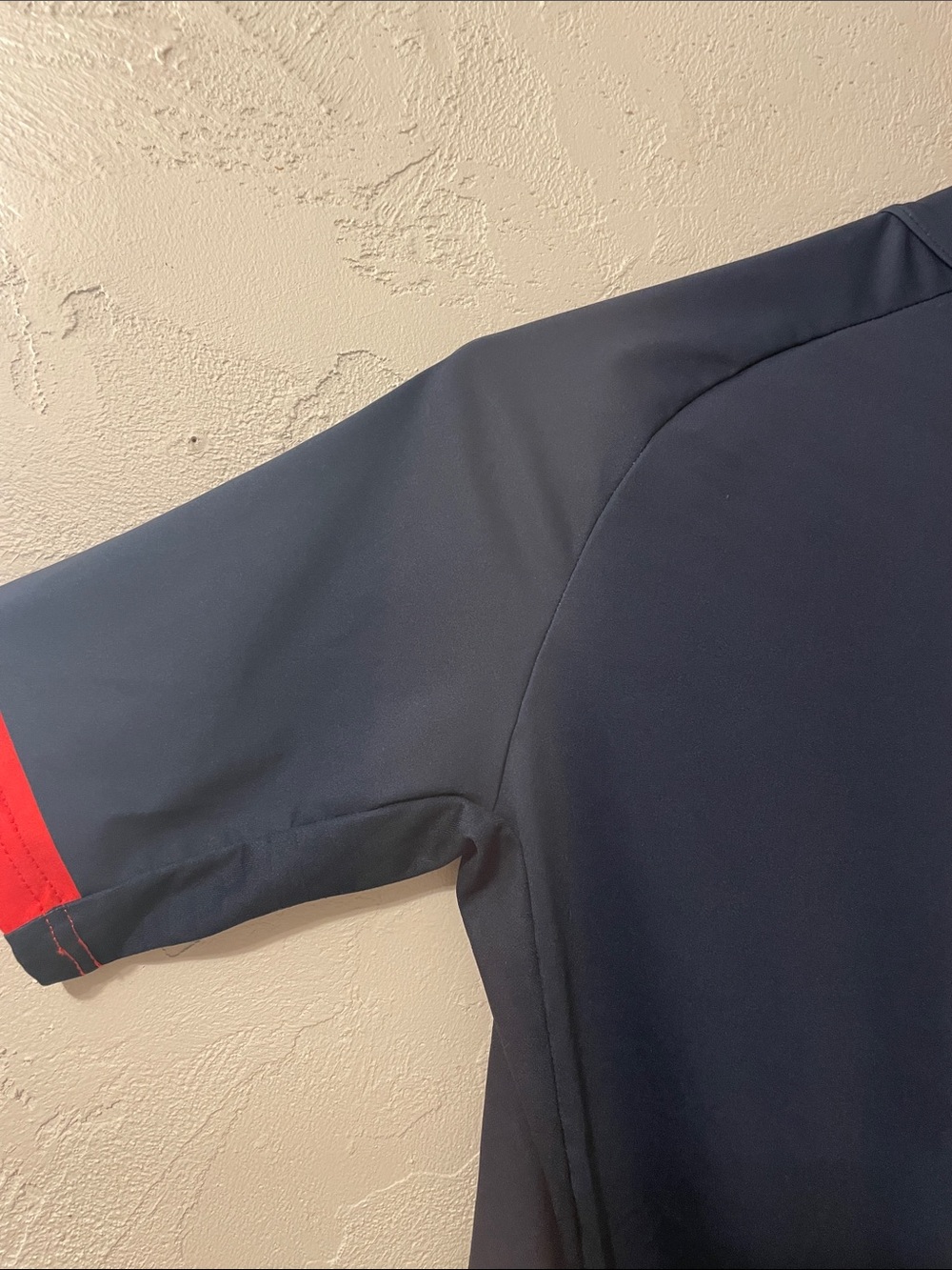 Peppermint Men's Navy Performance Cycling Jersey with Red Sleeve Trim - Picture 7 of 9